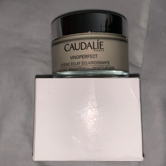 Caudalie Instant Brightening moisturizer - Picture 1 of 2